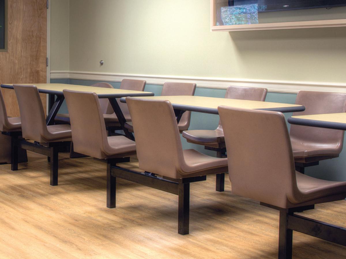 ergonomic comfort cafeteria tables - sws group